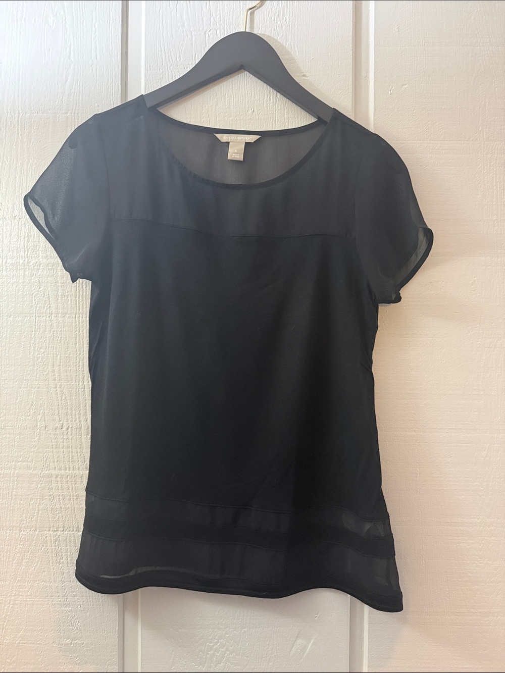 Banana Republic Black Short-Sleeve Sheer-Yoke Blouse Sz S